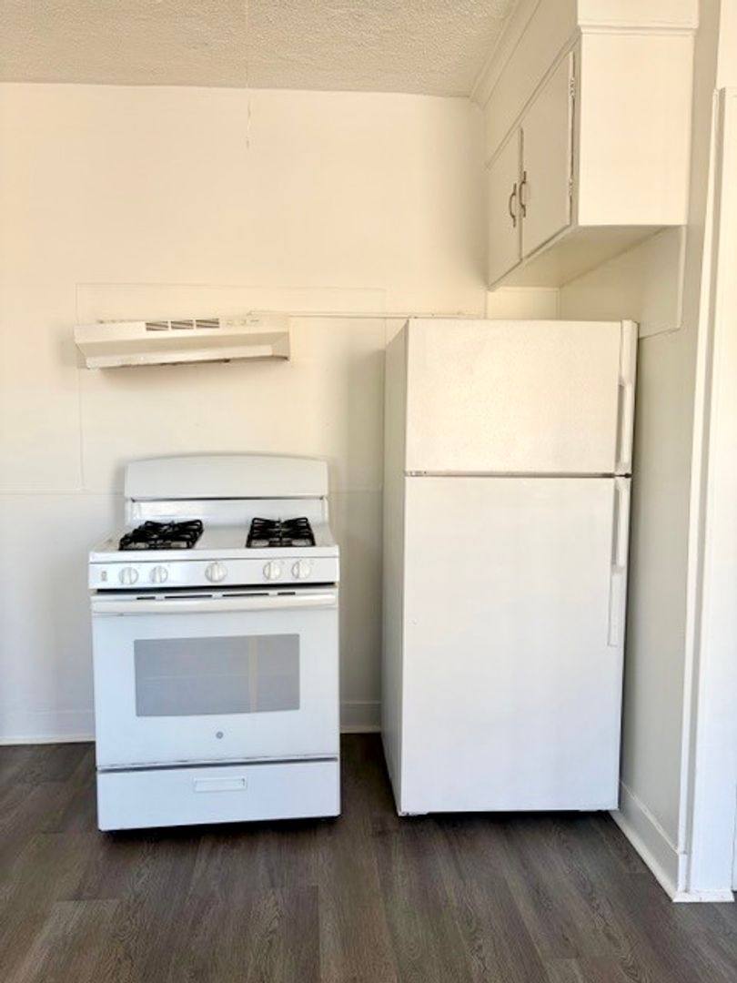 Apartment for rent at 119-121 Hobart St, Meriden, CT 06450