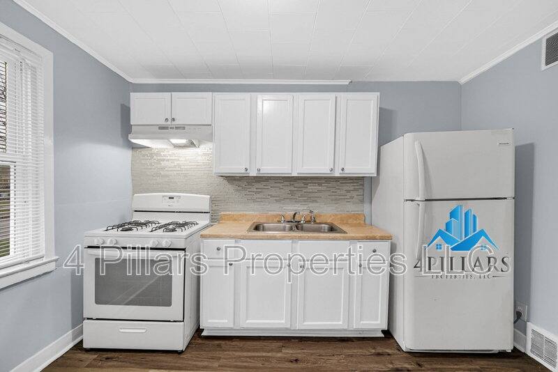 Apartment for rent at 1404 Federal Ave, La Porte, IN 46350
