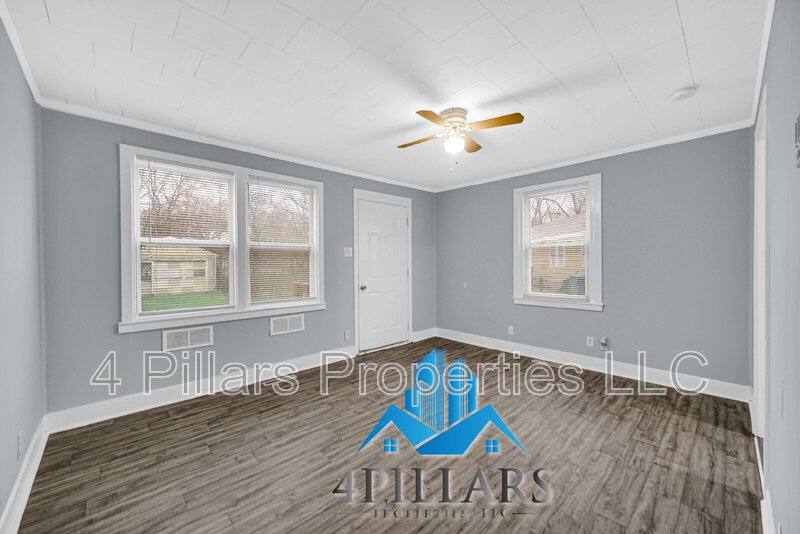 Apartment for rent at 1404 Federal Ave, La Porte, IN 46350