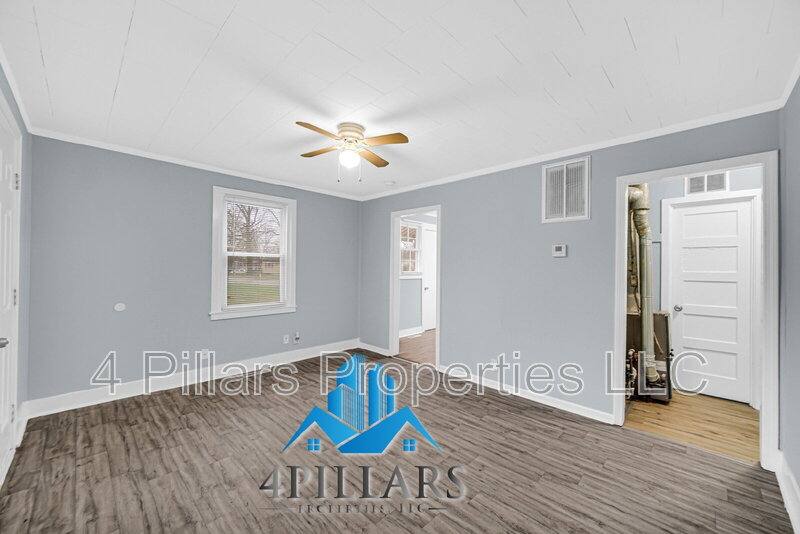 Apartment for rent at 1404 Federal Ave, La Porte, IN 46350