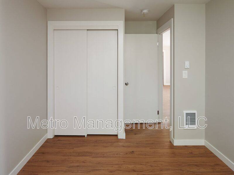Apartment for rent at 3815 SE 122nd Ave #5, Portland, OR 97236
