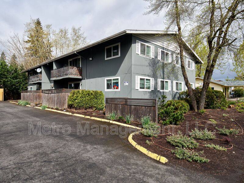 Apartment for rent at 3815 SE 122nd Ave #5, Portland, OR 97236