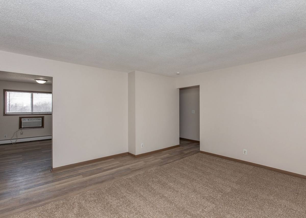 Apartment for rent at 503 Sycamore St, Tipton, IA 52772