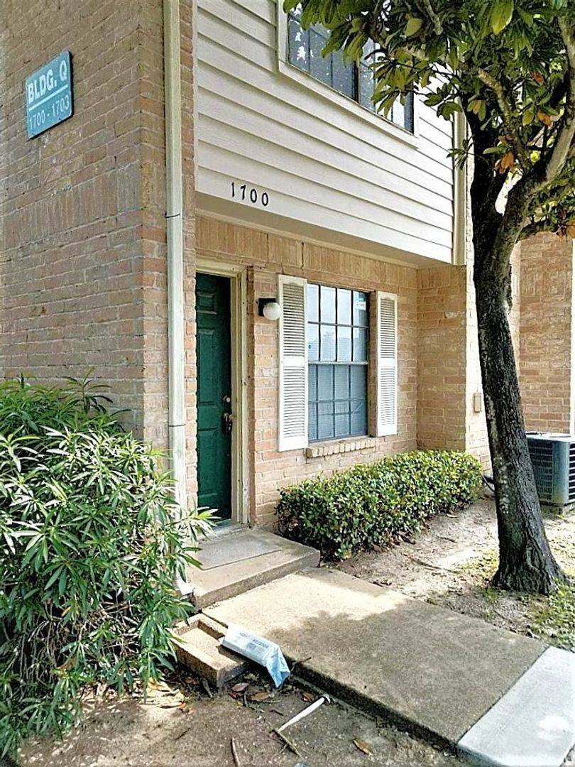 Condo for rent at 14600 Fonmeadow Dr #1700, Houston, TX 77035
