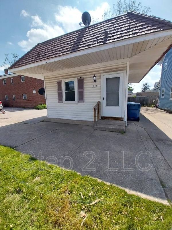 House for rent at 218 S Saint Clair St, Painesville, OH 44077