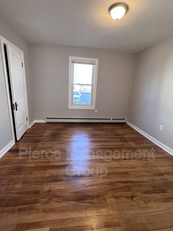 Apartment for rent at 185 Calef Rd #4, Manchester, NH 03104