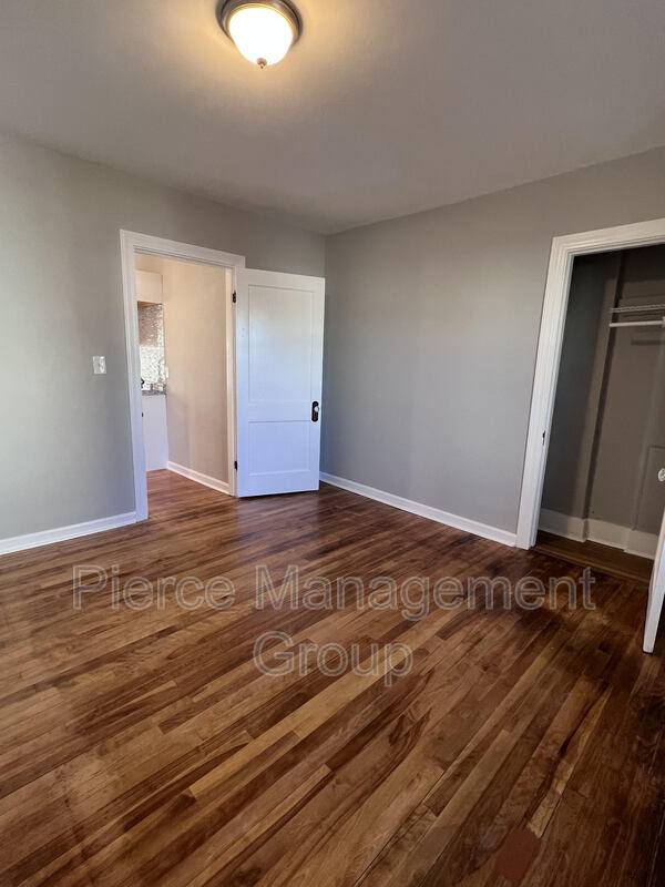 Apartment for rent at 185 Calef Rd #4, Manchester, NH 03104