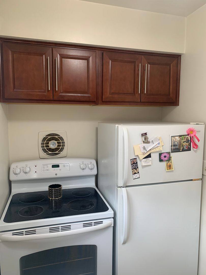 Apartment for rent at 2865 Erie Ave, Cincinnati, OH 45208