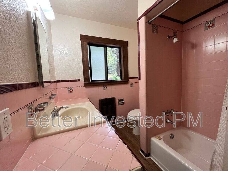 House for rent at 24665 Birch St #A, Willits, CA 95490