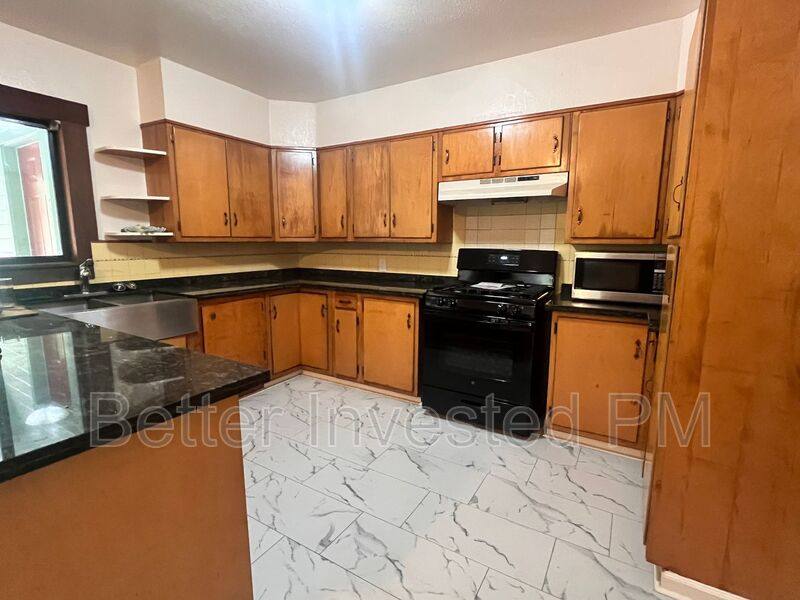 House for rent at 24665 Birch St #A, Willits, CA 95490