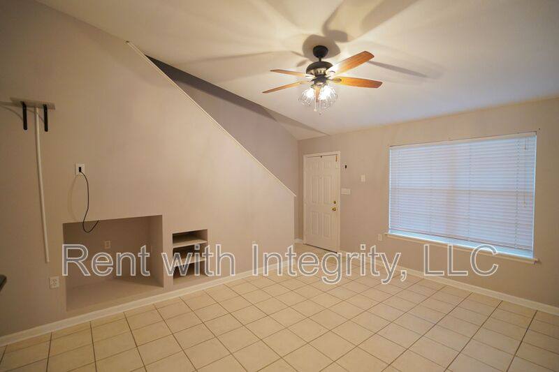 Condo for rent at 2740 W Tharpe St #203, Tallahassee, FL 32303