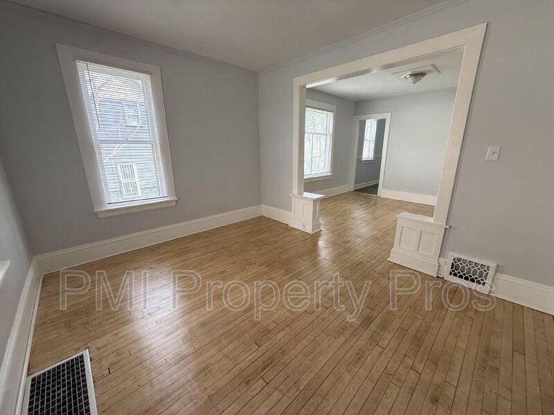 Apartment for rent at 3109 W Walnut St, Milwaukee, WI 53208