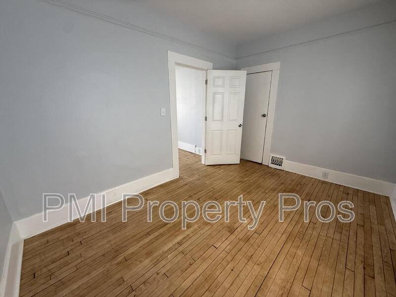 Apartment for rent at 3109 W Walnut St, Milwaukee, WI 53208