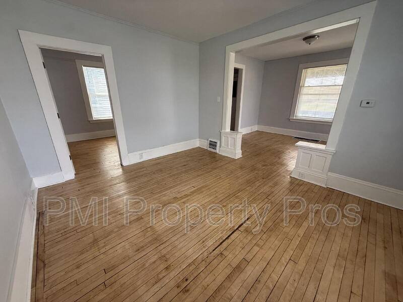 Apartment for rent at 3109 W Walnut St, Milwaukee, WI 53208