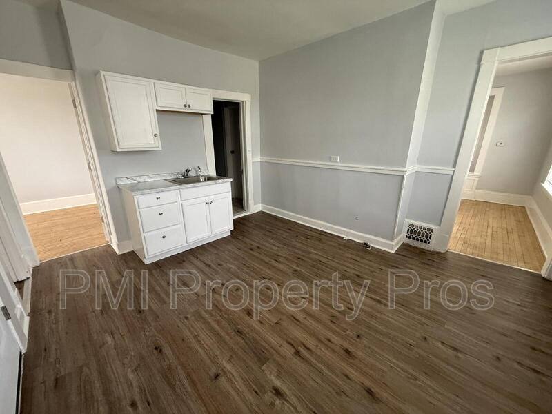 Apartment for rent at 3109 W Walnut St, Milwaukee, WI 53208