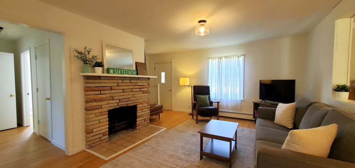 House for rent at 210 W 16th St, Traverse City, MI 49684