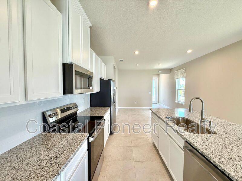 House for rent at 2467 White Ladyfish Rd, Wimauma, FL 33598