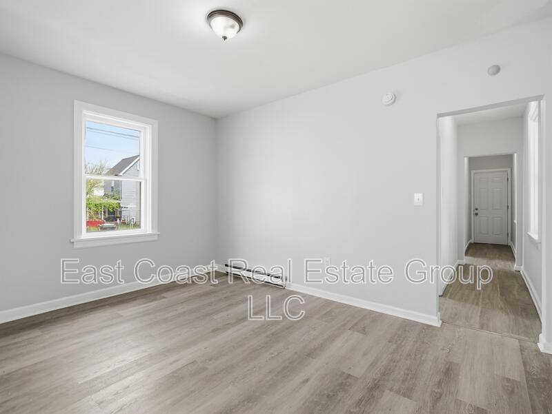 Apartment for rent at 505 W Church St 1W #1W, Hagerstown, MD 21740