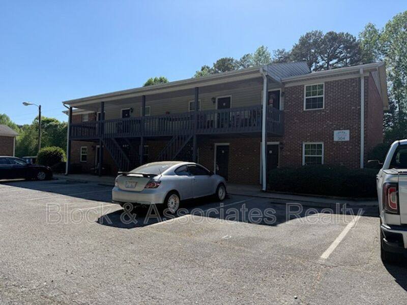 Apartment for rent at 304 Reece Ave #D, Randleman, NC 27317