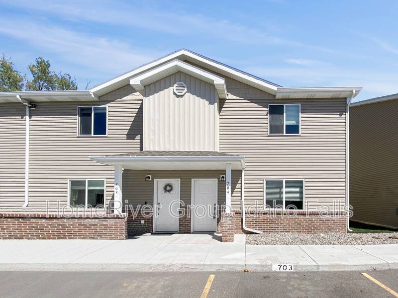Townhouse for rent at 2001 Lawrence Lane #704, Blackfoot, ID 83221