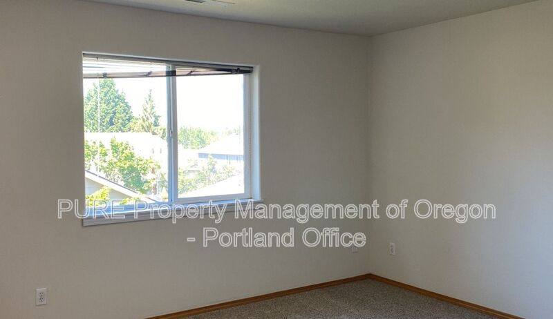 House for rent at 15617 NE Milton Place, Portland, OR 97230