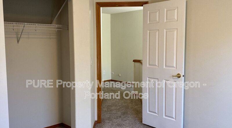 House for rent at 15617 NE Milton Place, Portland, OR 97230