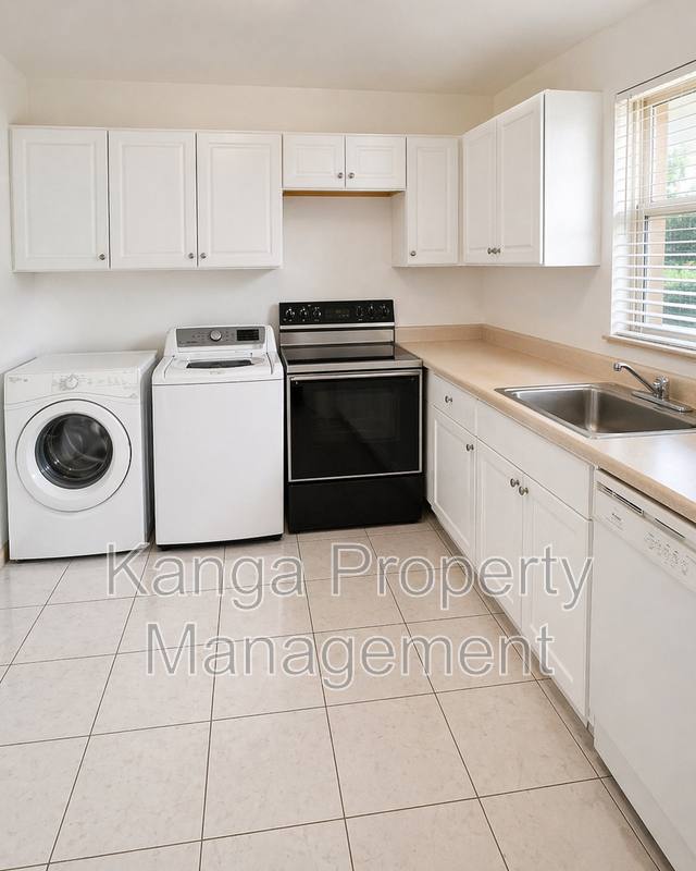 Apartment for rent at 4317 Cocoanut Rd, West Palm Beach, FL 33406