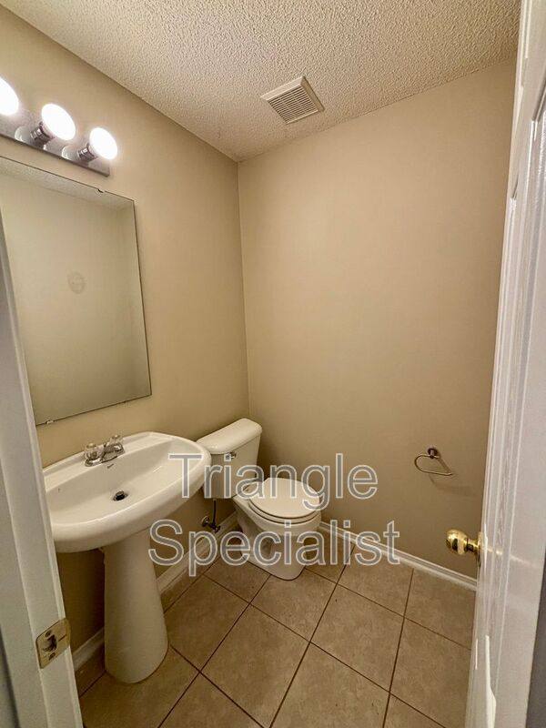 House for rent at 7 Thorton Court, Durham, NC 27703