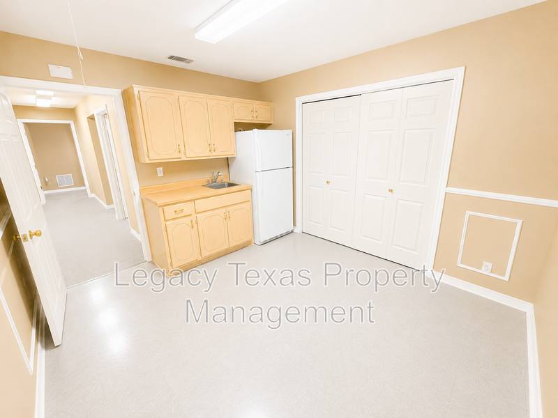 House for rent at 508 N Crowley Rd, Crowley, TX 76036