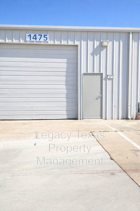 Apartment for rent at 1475 E Renfro St #113, Burleson, TX 76028