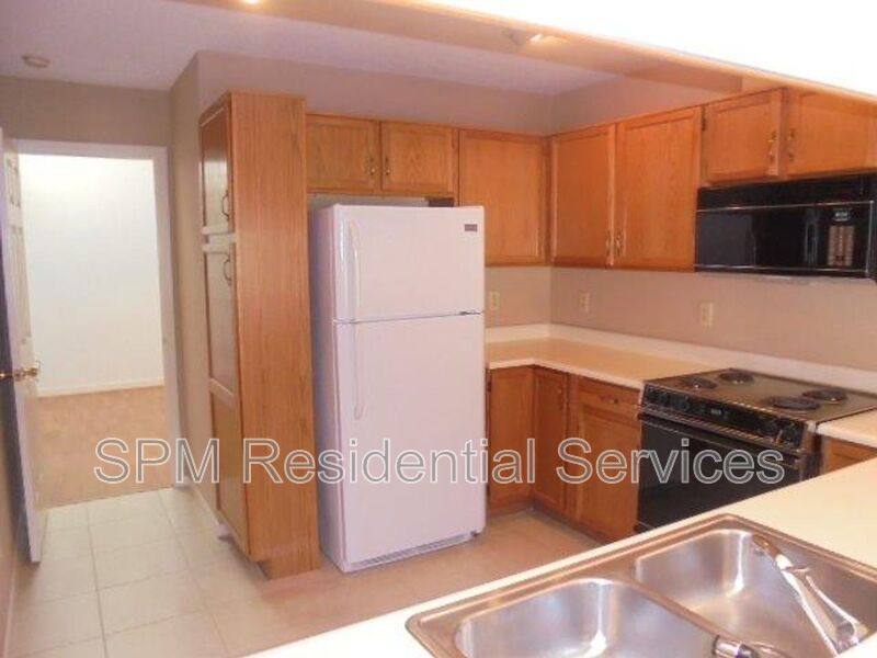 Townhouse for rent at 5938 Chester St, Wilmington, NC 28405