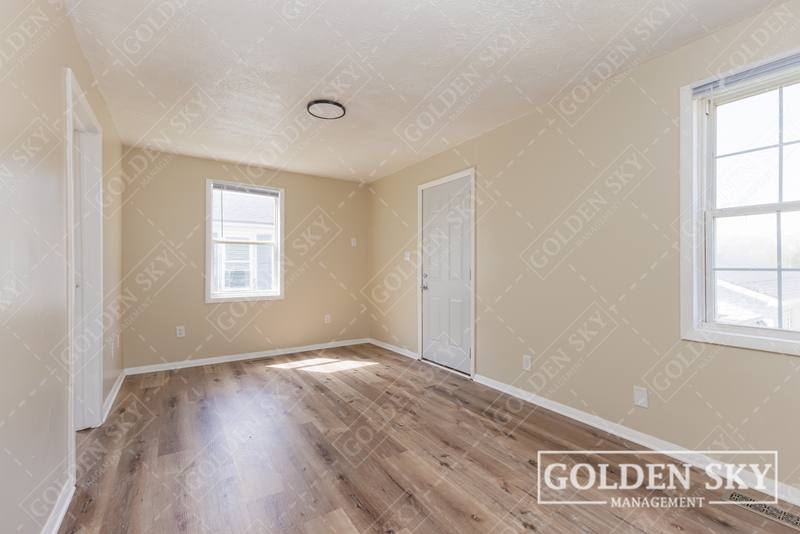 Apartment for rent at 119 E 1st St, Alexandria, IN 46001