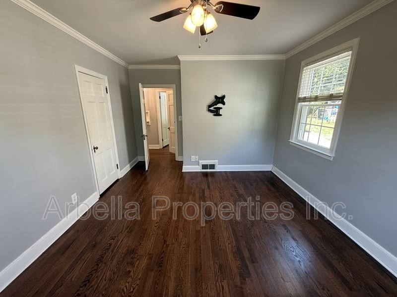 House for rent at 1437 Valley St, Kingsport, TN 37660