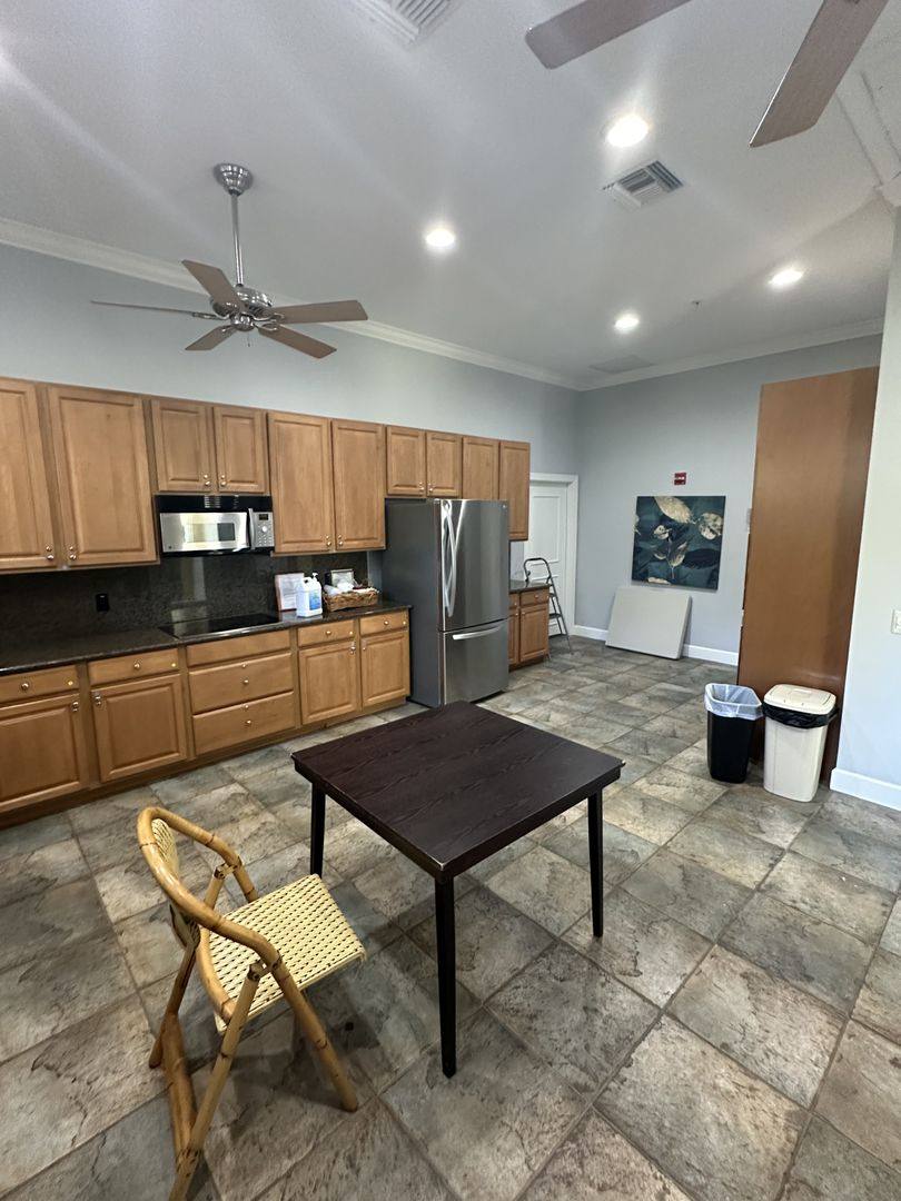 House for rent at 2004 Tarpon Bay Dr N, Naples, FL 34119