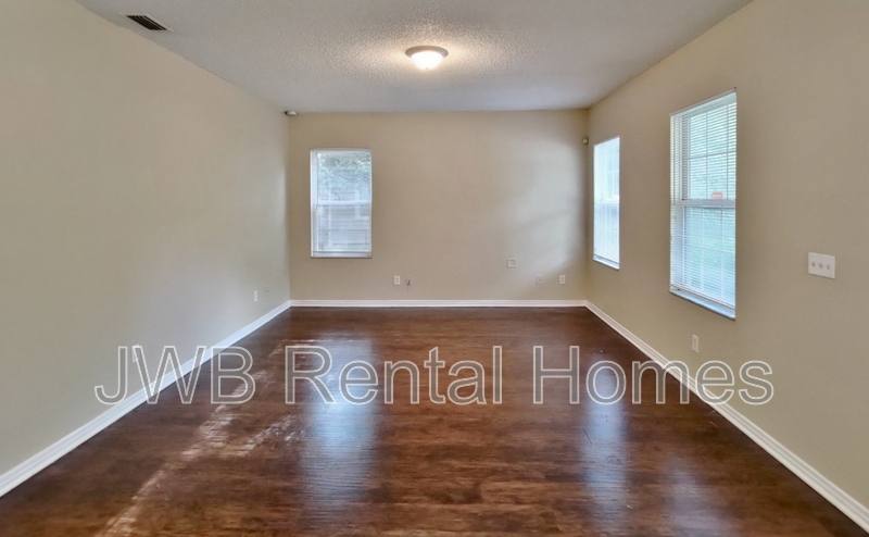 House for rent at 1609 24th St W, Jacksonville, FL 32209