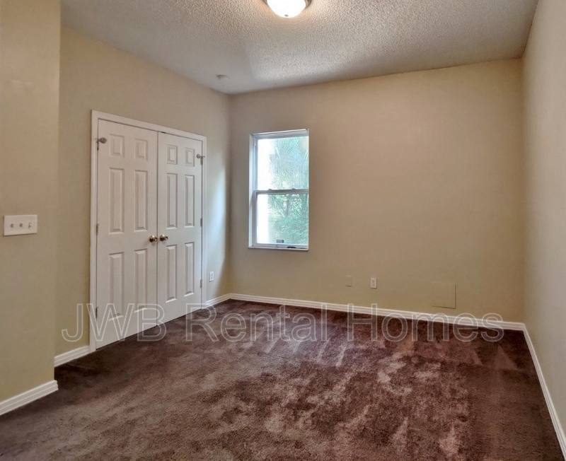 House for rent at 1609 24th St W, Jacksonville, FL 32209