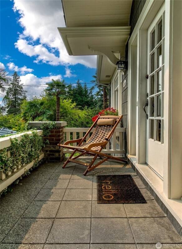House for rent at 707 Lake Washington Blvd S, Seattle, WA 98144
