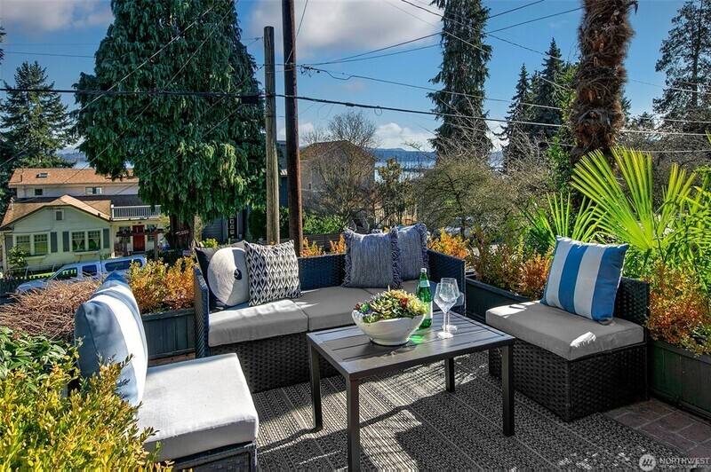 House for rent at 707 Lake Washington Blvd S, Seattle, WA 98144
