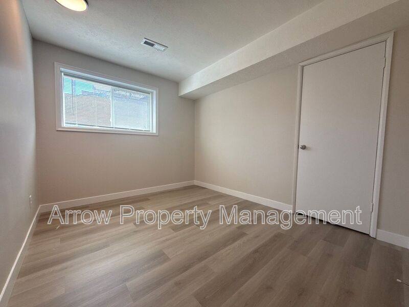 Apartment for rent at 5725 S 14-20, Omaha, NE 68107