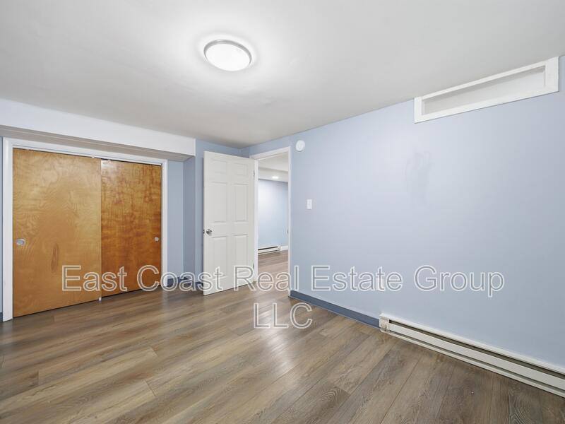 Apartment for rent at 503 W Church St, Hagerstown, MD 21740