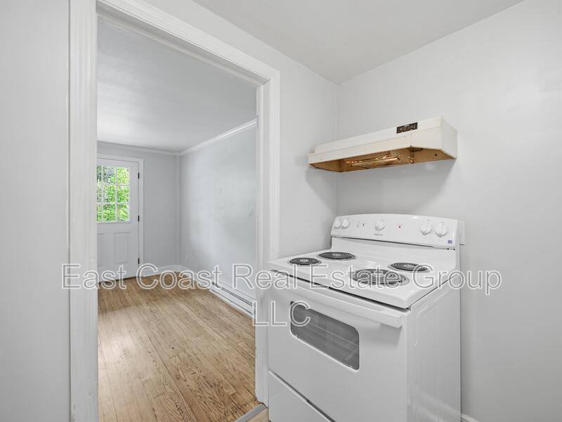 Apartment for rent at 430-R N Locust St, Hagerstown, MD 21740