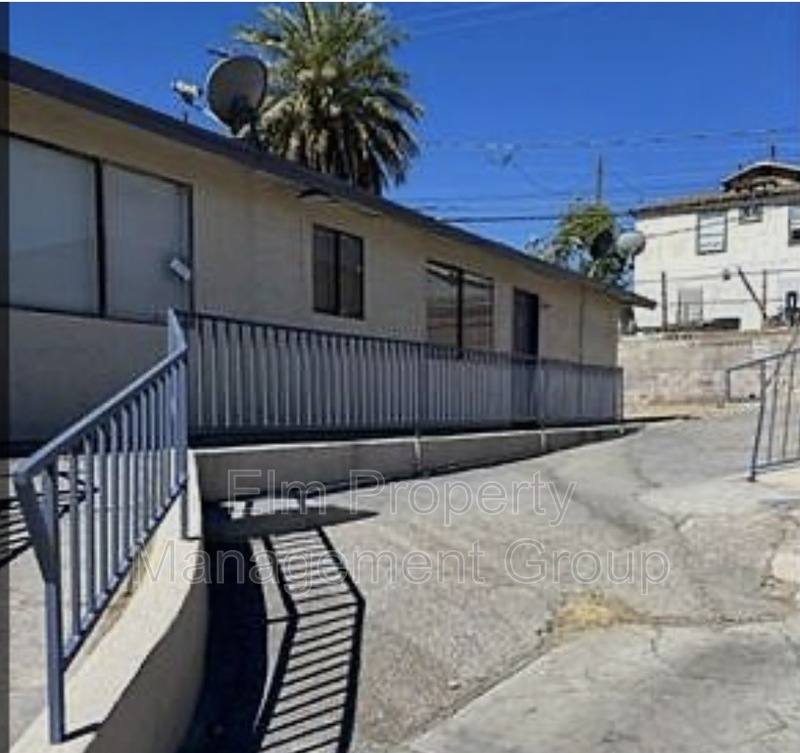 Apartment for rent at 383 N 15th St, Las Vegas, NV 89101