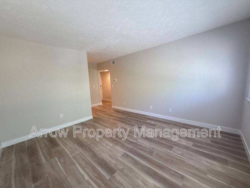 Apartment for rent at 2206 K St #18, Omaha, NE 68107