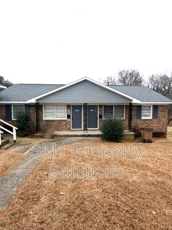 Apartment for rent at 1417 Ardmore Dr #D, Greensboro, NC 27401
