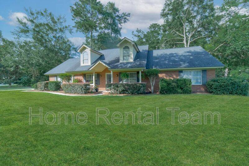 House for rent at 12 Cricket Court, Richmond Hill, GA 31324