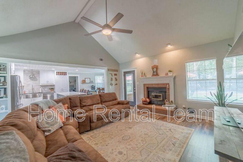 House for rent at 12 Cricket Court, Richmond Hill, GA 31324