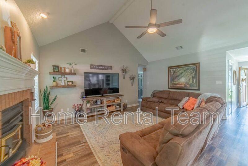 House for rent at 12 Cricket Court, Richmond Hill, GA 31324