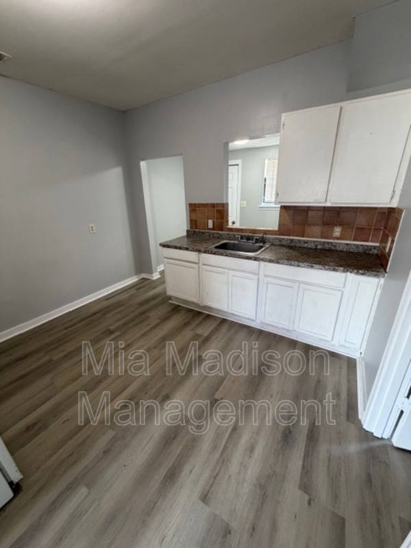 Apartment for rent at 1421 Richards St, Savannah, GA 31415