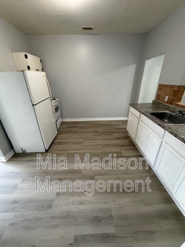 Apartment for rent at 1421 Richards St, Savannah, GA 31415