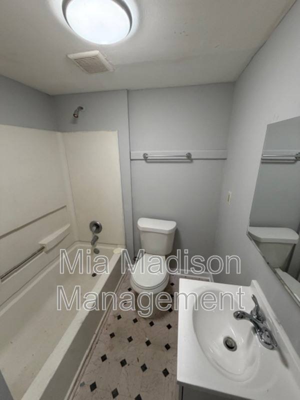 Apartment for rent at 1421 Richards St, Savannah, GA 31415